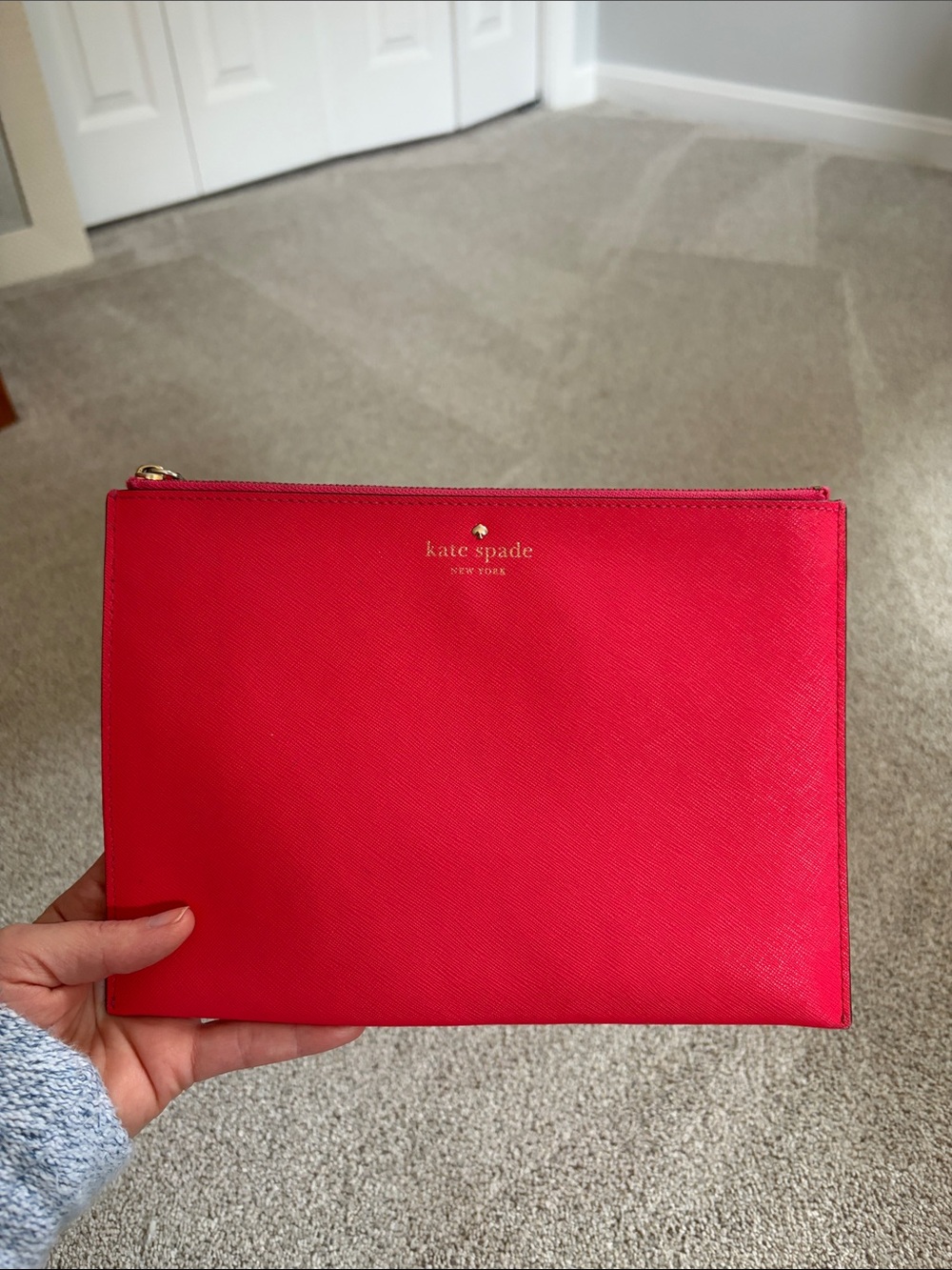 kate spade hot pink leather zip pouch clutch with gold logo